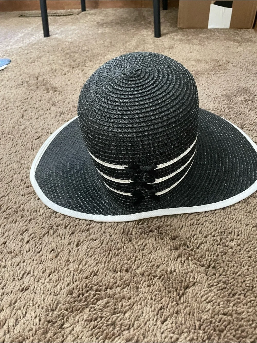 NWOT Wide Brim Straw Sun Hat - Black with White Trim with Bow Detail